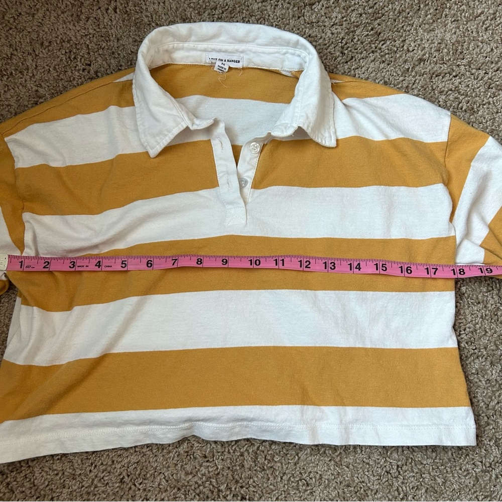 W Yellow & White Love On A Hanger Striped Cropped Long Sleeve Size M |A36 - Picture 3 of 9